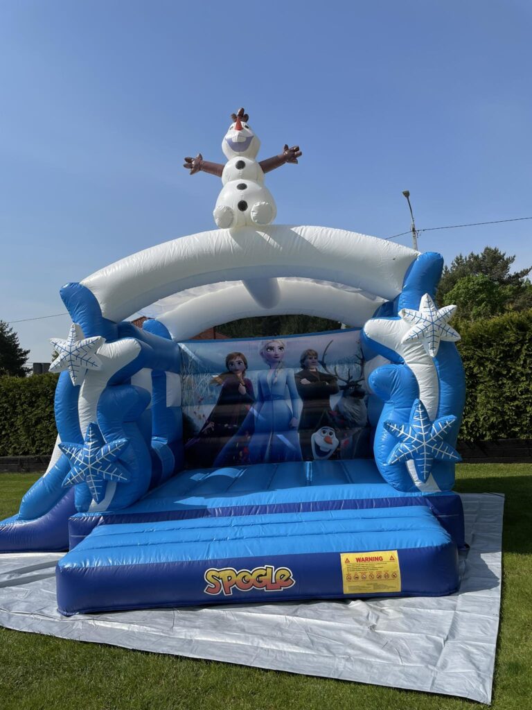 Dmuchany zamek Kraina Lodu