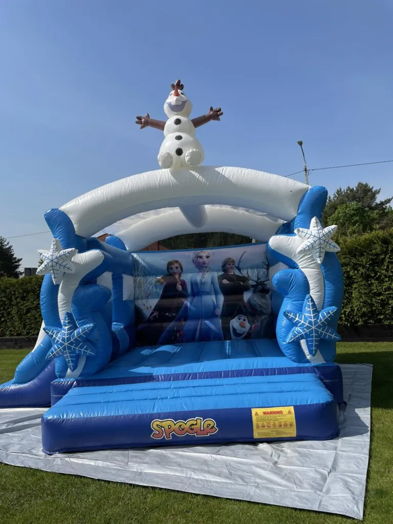 Dmuchany zamek Kraina Lodu