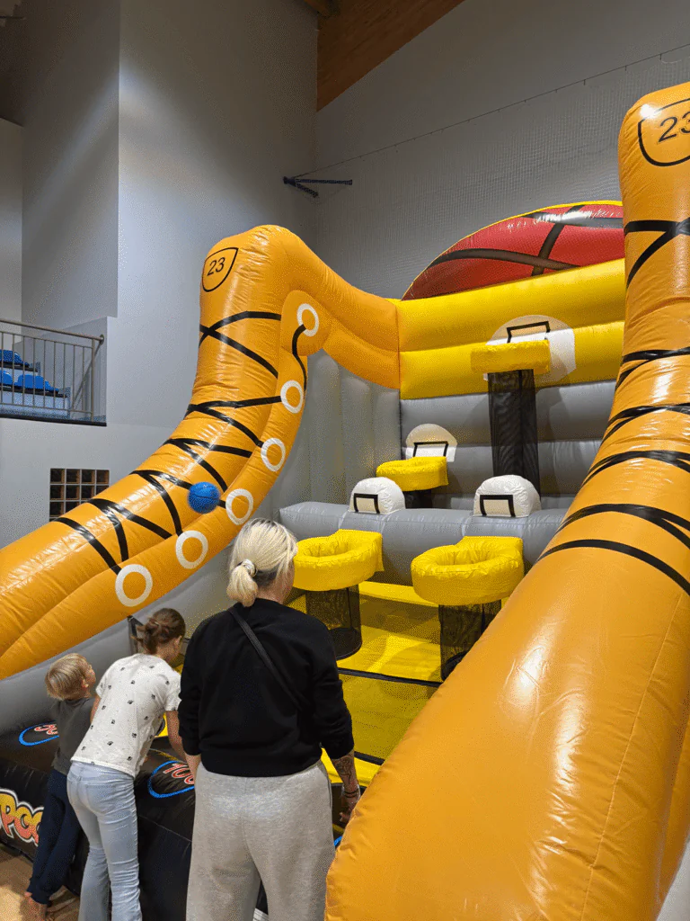 Dmuchniec Koszykówka